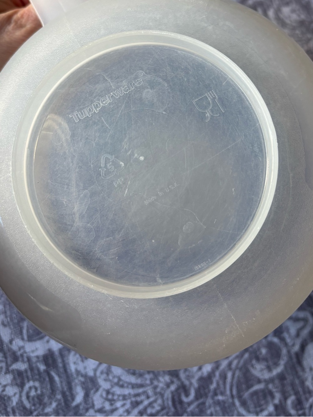 Tupperware Mix n Store - Picture 3 of 8